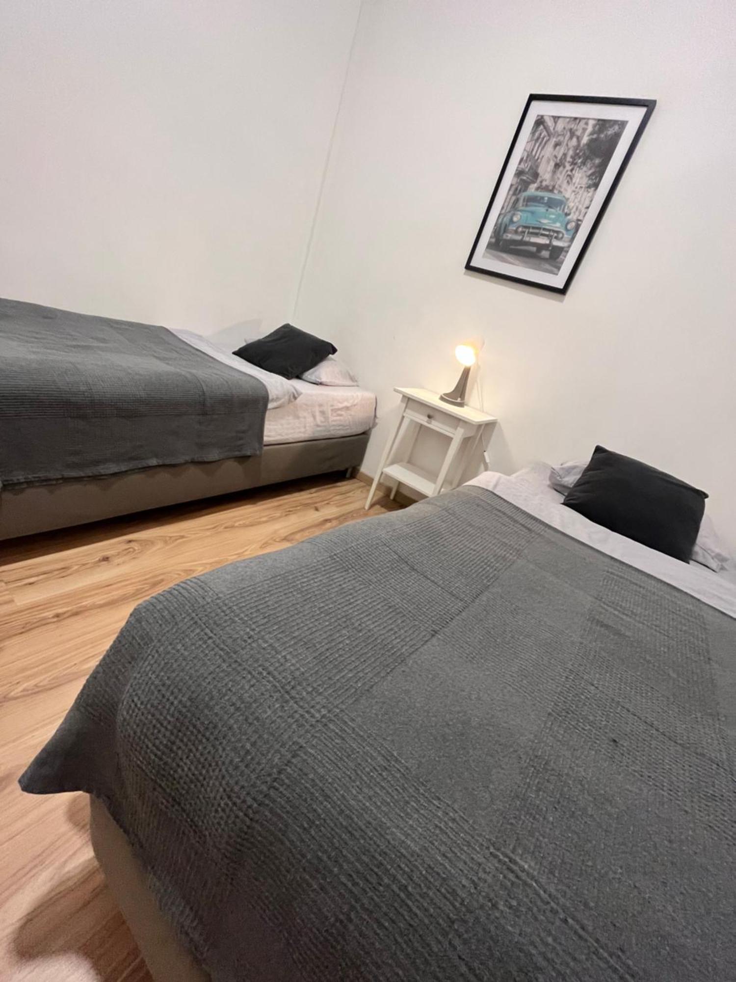 Apartment Central 10C 40Qm Wi-Fi Free Parking Calm Back House Dortmund Exterior foto