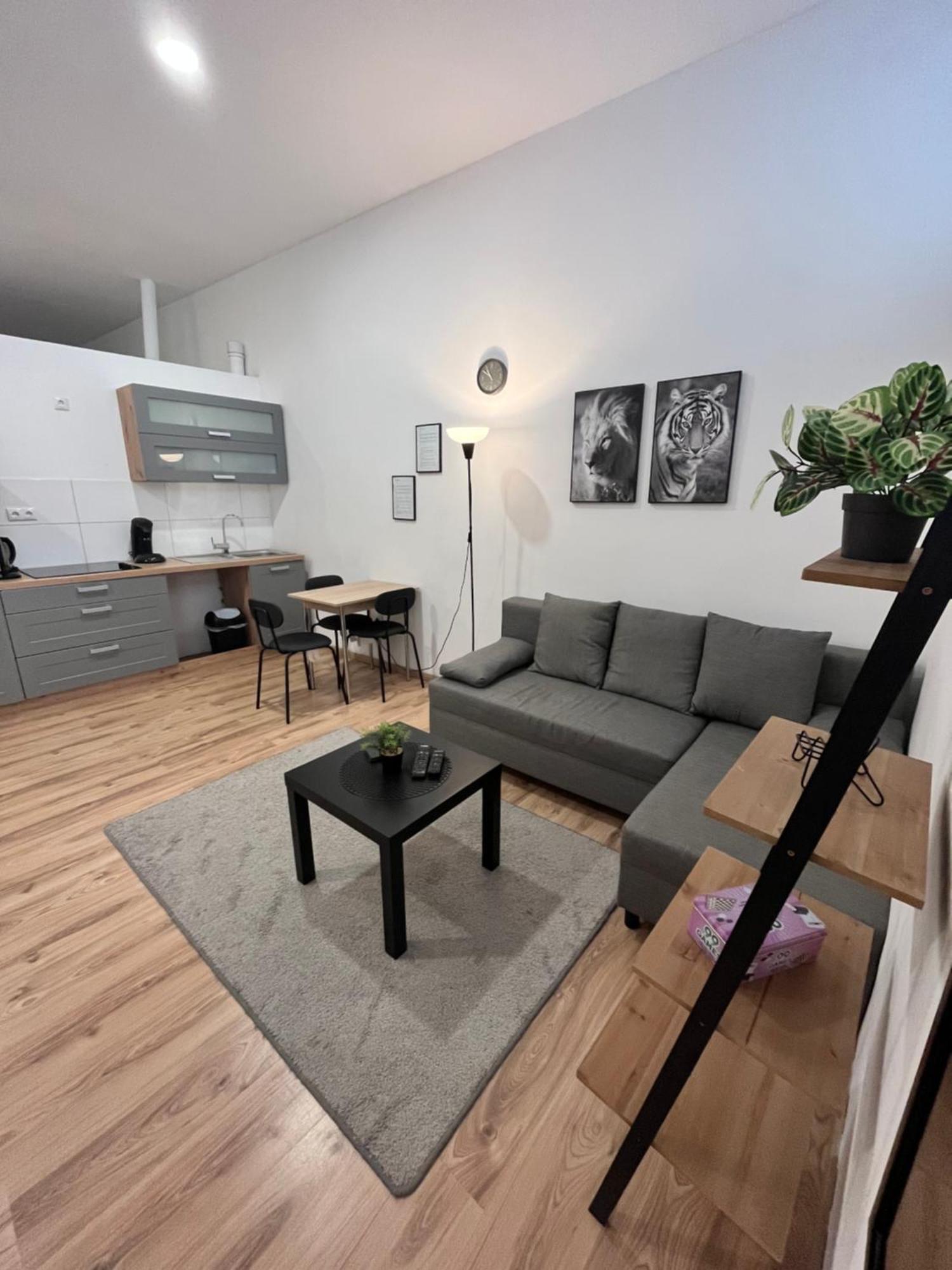 Apartment Central 10C 40Qm Wi-Fi Free Parking Calm Back House Dortmund Exterior foto